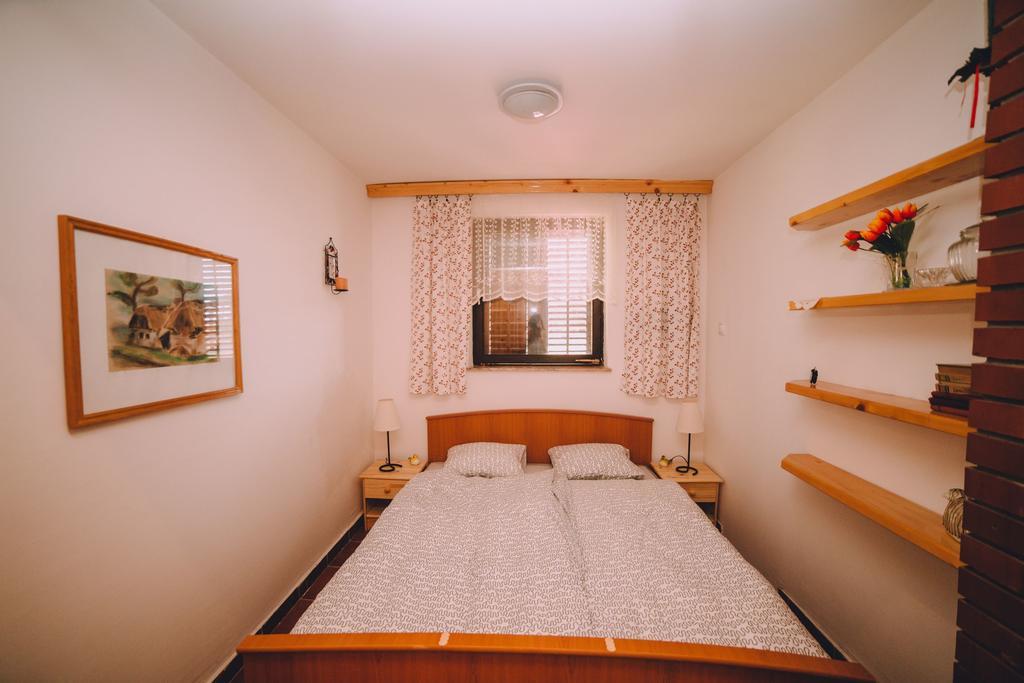 Holiday Home Castanea Praporcan Esterno foto